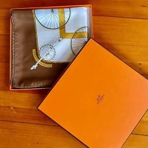 Authentic Silk Hermes Carre 90 “Les Becanes” designed by Hugo Grygkar.